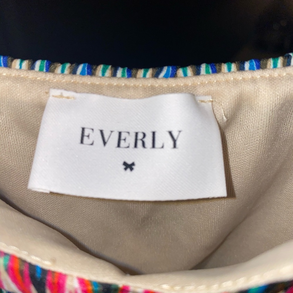 Colorful blouse - Picture 3 of 3